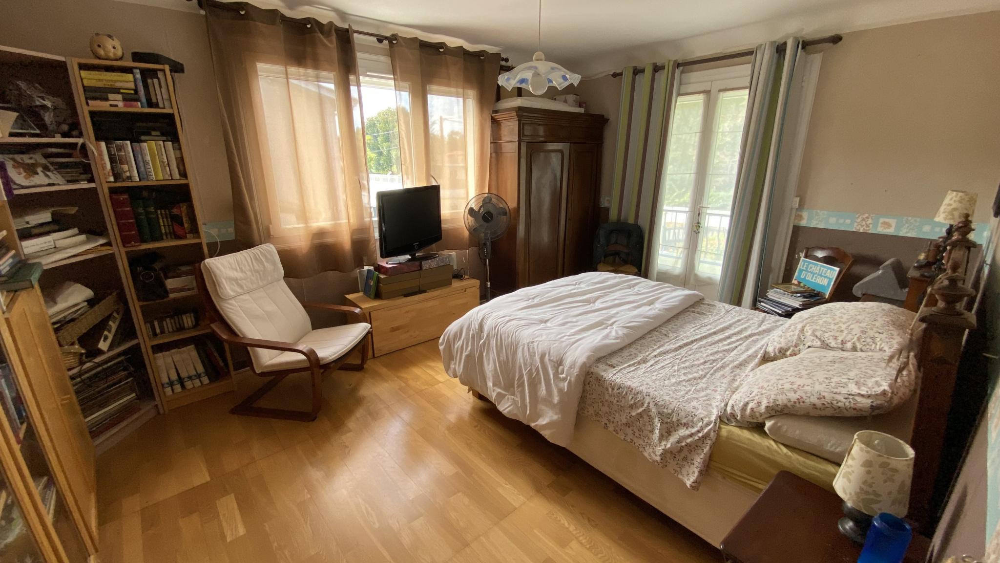 Agence immobilière : Vente maison/villa 188.00 m² Andernos-les-Bains