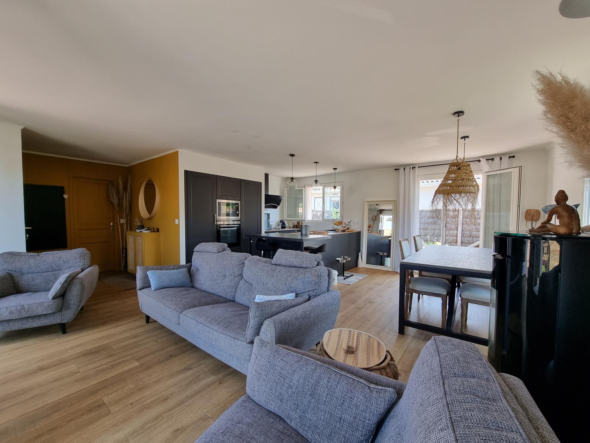 Agence immobilière : Vente maison/villa 107.00 m² Andernos-les-Bains